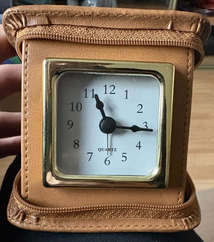Quartz folding travel - folding, clock