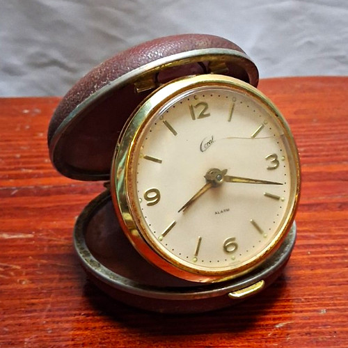 Vintage cavel folding - cavel, travel