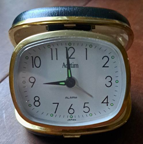 Acctim analogue travel alarm - analogue,