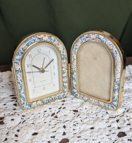 Vintage folding travel - folding, alarm