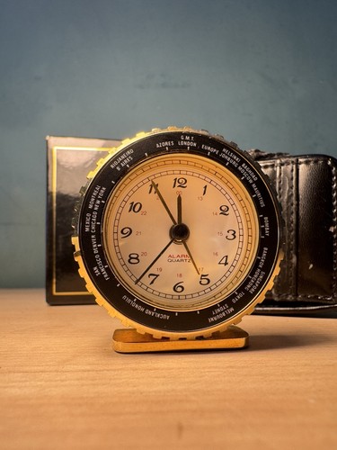 Gold black analogue travel - analogue,